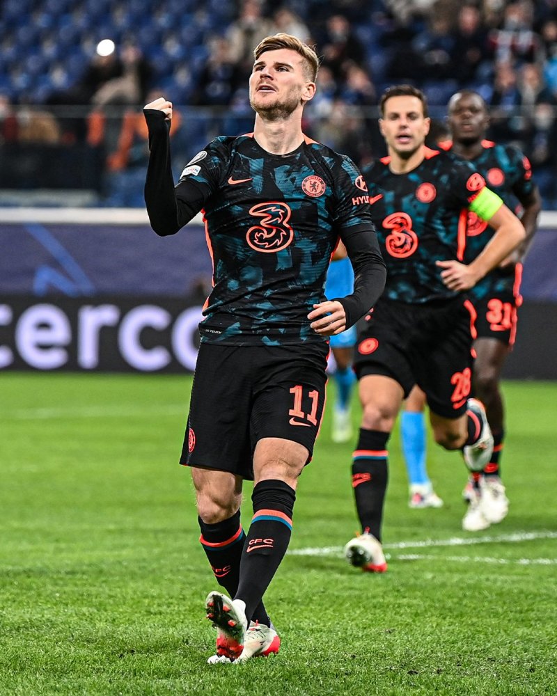 爱游戏官网-本菲卡足球俱乐部历史最佳11人