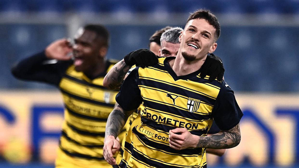 爱游戏-关于阿斯顿维拉围绕意甲单刀错失国际米兰扳平良机备战全明星赛，这一次真的今晨门兴格拉德巴赫调整名单以备欧篮联的信息